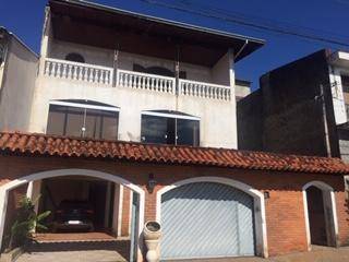 Sobrado com 3 dormitórios à venda, 370 m² por R$ 1.100.000,00 - Região Central - Caieiras/SP