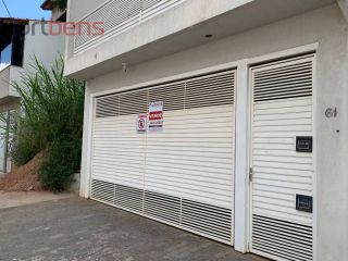 Casa Para Vender com 3 quartos 1 suítes no bairro Laranjeiras em Caieiras