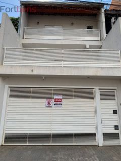 Casa Para Vender com 3 quartos 1 suítes no bairro Laranjeiras em Caieiras