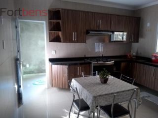 Casa Para Vender com 3 quartos 1 suítes no bairro Laranjeiras em Caieiras