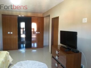 Casa Para Vender com 3 quartos 1 suítes no bairro Laranjeiras em Caieiras