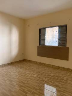 Casa com 2 dormitórios à venda, no nível da rua mais 2 casas no fundo mais terreno, 166 m² por R$ 650.000 - Laranjeiras - Caieiras/SP