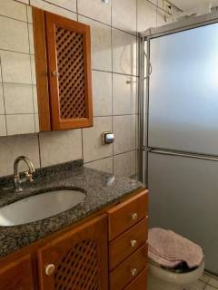 Casa com 2 dormitórios à venda, no nível da rua mais 2 casas no fundo mais terreno, 166 m² por R$ 650.000 - Laranjeiras - Caieiras/SP