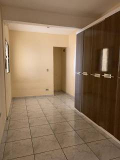 Casa com 2 dormitórios à venda, no nível da rua mais 2 casas no fundo mais terreno, 166 m² por R$ 650.000 - Laranjeiras - Caieiras/SP