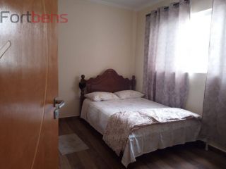 Sobrado Para Vender com 2 quartos no bairro Laranjeiras em Caieiras