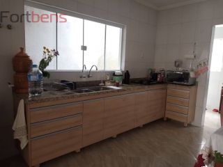 Sobrado Para Vender com 2 quartos no bairro Laranjeiras em Caieiras