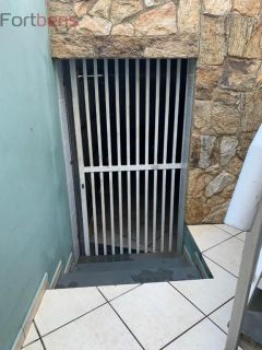 Casa Para Vender com 3 quartos 1 suítes no bairro Laranjeiras em Caieiras