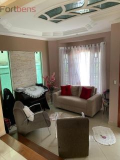 Casa Para Vender com 3 quartos 1 suítes no bairro Laranjeiras em Caieiras