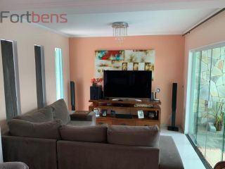 Casa Para Vender com 3 quartos 1 suítes no bairro Laranjeiras em Caieiras