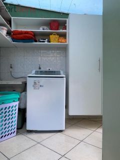 Casa Para Vender com 3 quartos 1 suítes no bairro Laranjeiras em Caieiras