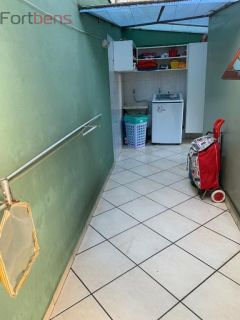 Casa Para Vender com 3 quartos 1 suítes no bairro Laranjeiras em Caieiras