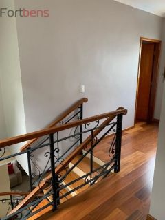 Casa Para Vender com 3 quartos 1 suítes no bairro Laranjeiras em Caieiras