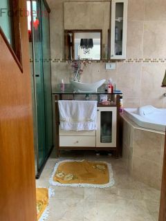 Casa Para Vender com 3 quartos 1 suítes no bairro Laranjeiras em Caieiras