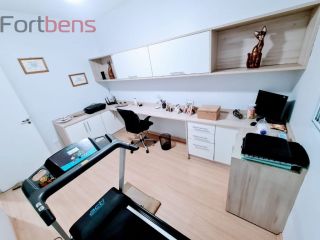 Sobrado Para Vender com 2 quartos no bairro Laranjeiras em Caieiras