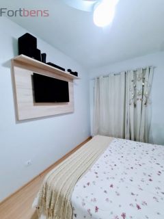 Sobrado Para Vender com 2 quartos no bairro Laranjeiras em Caieiras