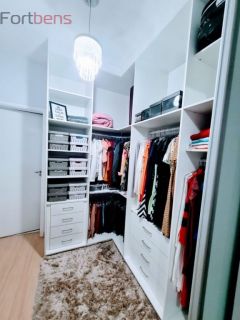 Sobrado Para Vender com 2 quartos no bairro Laranjeiras em Caieiras