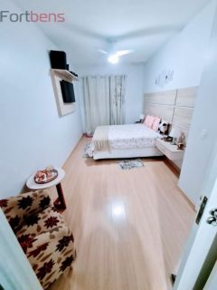 Sobrado Para Vender com 2 quartos no bairro Laranjeiras em Caieiras