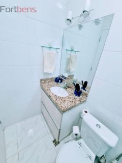 Sobrado Para Vender com 2 quartos no bairro Laranjeiras em Caieiras