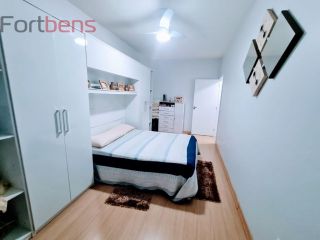 Sobrado Para Vender com 2 quartos no bairro Laranjeiras em Caieiras