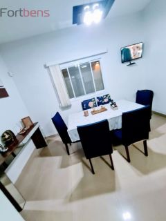 Sobrado Para Vender com 2 quartos no bairro Laranjeiras em Caieiras