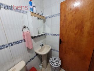 Casa Para Vender com 3 quartos 1 suítes no bairro Região Central em Caieiras