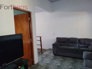 Casa Para Vender com 3 quartos 1 suítes no bairro Região Central em Caieiras