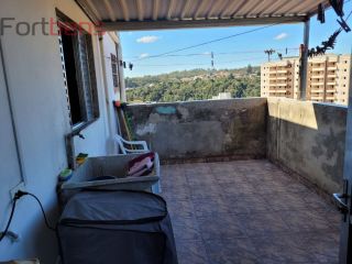 Casa Para Vender com 3 quartos 1 suítes no bairro Região Central em Caieiras