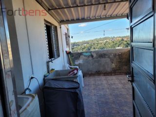 Casa Para Vender com 3 quartos 1 suítes no bairro Região Central em Caieiras