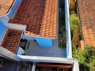 Casa Para Vender com 3 quartos 1 suítes no bairro Região Central em Caieiras