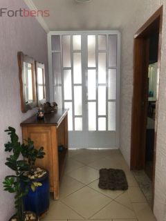 Sobrado Para Vender com 3 quartos 1 suítes no bairro Laranjeiras em Caieiras