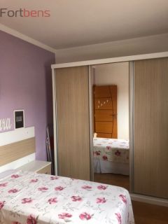 Sobrado Para Vender com 3 quartos 1 suítes no bairro Laranjeiras em Caieiras