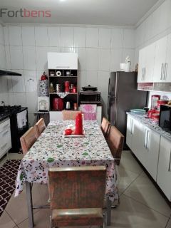 Sobrado Para Vender com 4 quartos 1 suítes no bairro Serpa em Caieiras