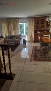 Casa Para Vender com 3 quartos 2 suítes no bairro Região Central em Caieiras 