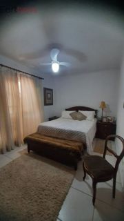 Casa Para Vender com 3 quartos 2 suítes no bairro Região Central em Caieiras 