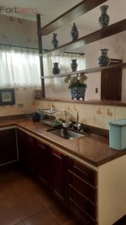 Casa Para Vender com 3 quartos 2 suítes no bairro Região Central em Caieiras 