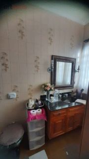 Casa Para Vender com 3 quartos 2 suítes no bairro Região Central em Caieiras 