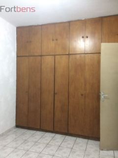 Casa Para Vender com 3 quartos 2 suítes no bairro Região Central em Caieiras 