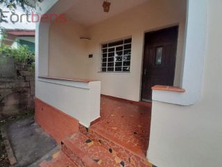 Casa Para Vender com 3 quartos 1 suítes no bairro Região Central em Caieiras 