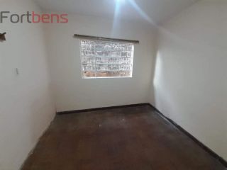 Casa Para Vender com 3 quartos 1 suítes no bairro Região Central em Caieiras 