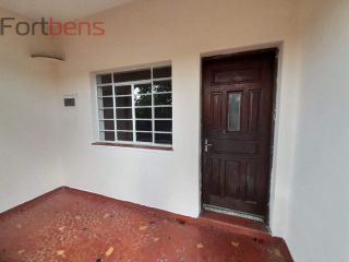 Casa Para Vender com 3 quartos 1 suítes no bairro Região Central em Caieiras 