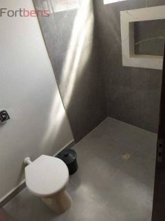 Casa de Condomínio Para Vender com 4 quartos 1 suítes no bairro Nova Caieiras em Caieiras