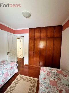 Sobrado Para Vender com 3 quartos 2 suítes no bairro Alpes de Caieiras em Caieiras