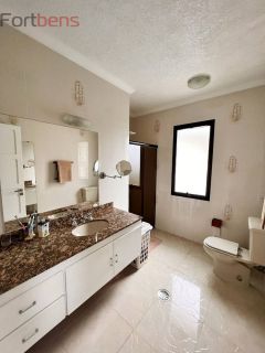 Sobrado Para Vender com 3 quartos 2 suítes no bairro Alpes de Caieiras em Caieiras