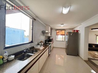 Sobrado Para Vender com 3 quartos 2 suítes no bairro Alpes de Caieiras em Caieiras