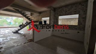 Sobrado Para Vender com 3 quartos 1 suítes no bairro Serpa em Caieiras