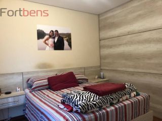 Sobrado Para Vender com 3 quartos 2 suítes no bairro Região Central em Caieiras