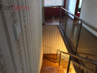 Sobrado Para Vender com 3 quartos 2 suítes no bairro Região Central em Caieiras