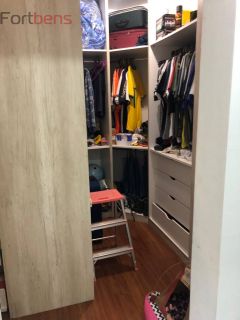 Sobrado Para Vender com 3 quartos 2 suítes no bairro Região Central em Caieiras