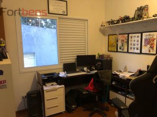 Sobrado Para Vender com 3 quartos 2 suítes no bairro Região Central em Caieiras