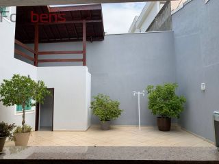 Casa de Condomínio Para Vender com 3 quartos 1 suítes no bairro Nova Caieiras em Caieiras